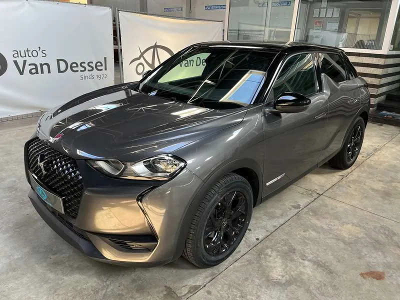 DS Automobiles DS 3 Crossback DS3 Crossback PureTech 100 PERFORMANCE LINE Image 2